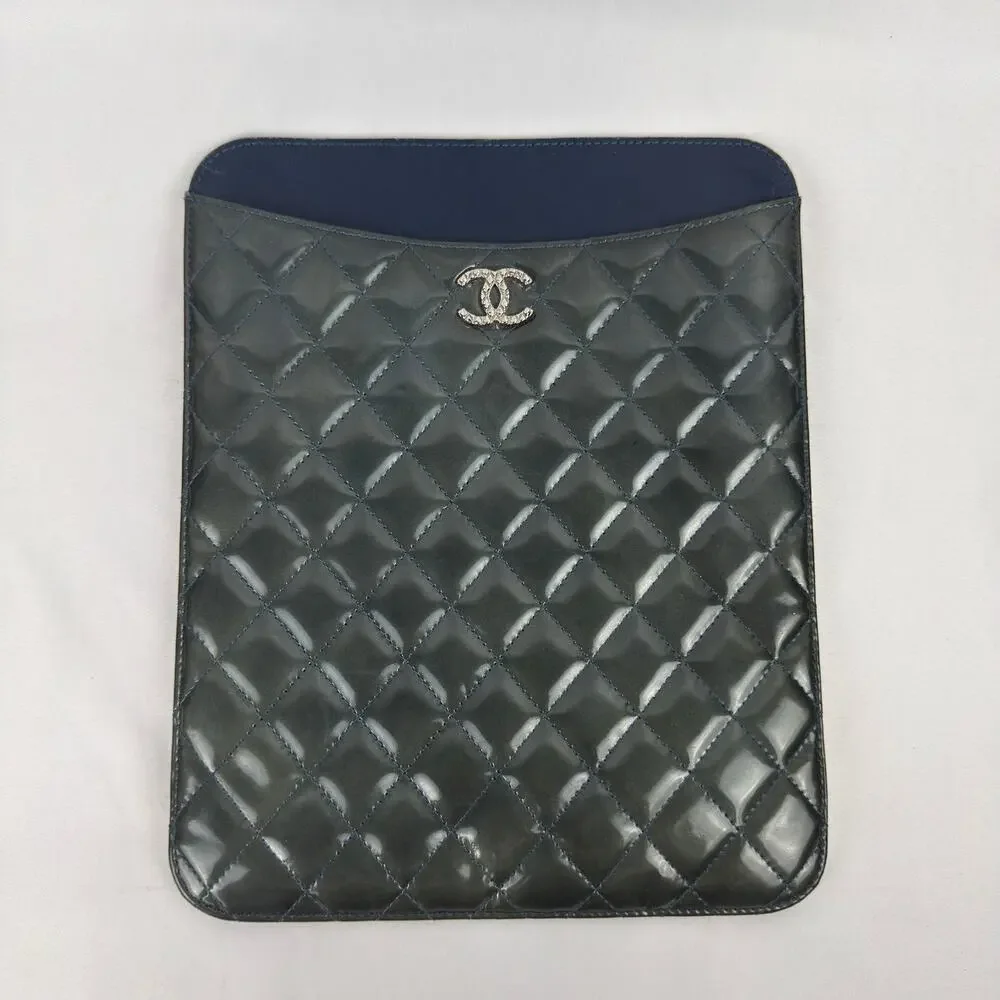 Chanel Quilted Patent Leather iPad Tablet Case Green Silver CC Logo Pouch